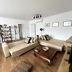 E Apartment, In Center, Cozy Appartement