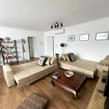 E Apartment, In Center, Cozy Apartamento